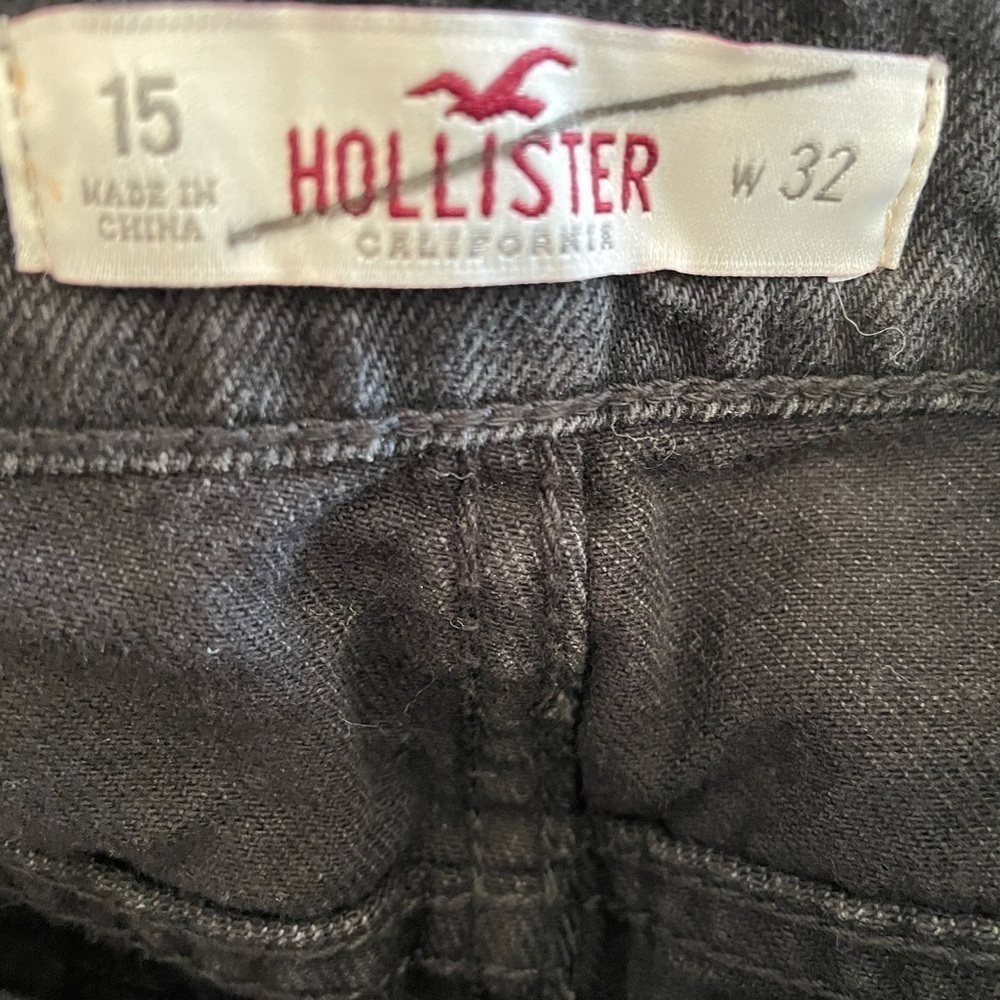 HOLLISTER distressed embroidered cut off shorts-15 - Picture 4 of 5